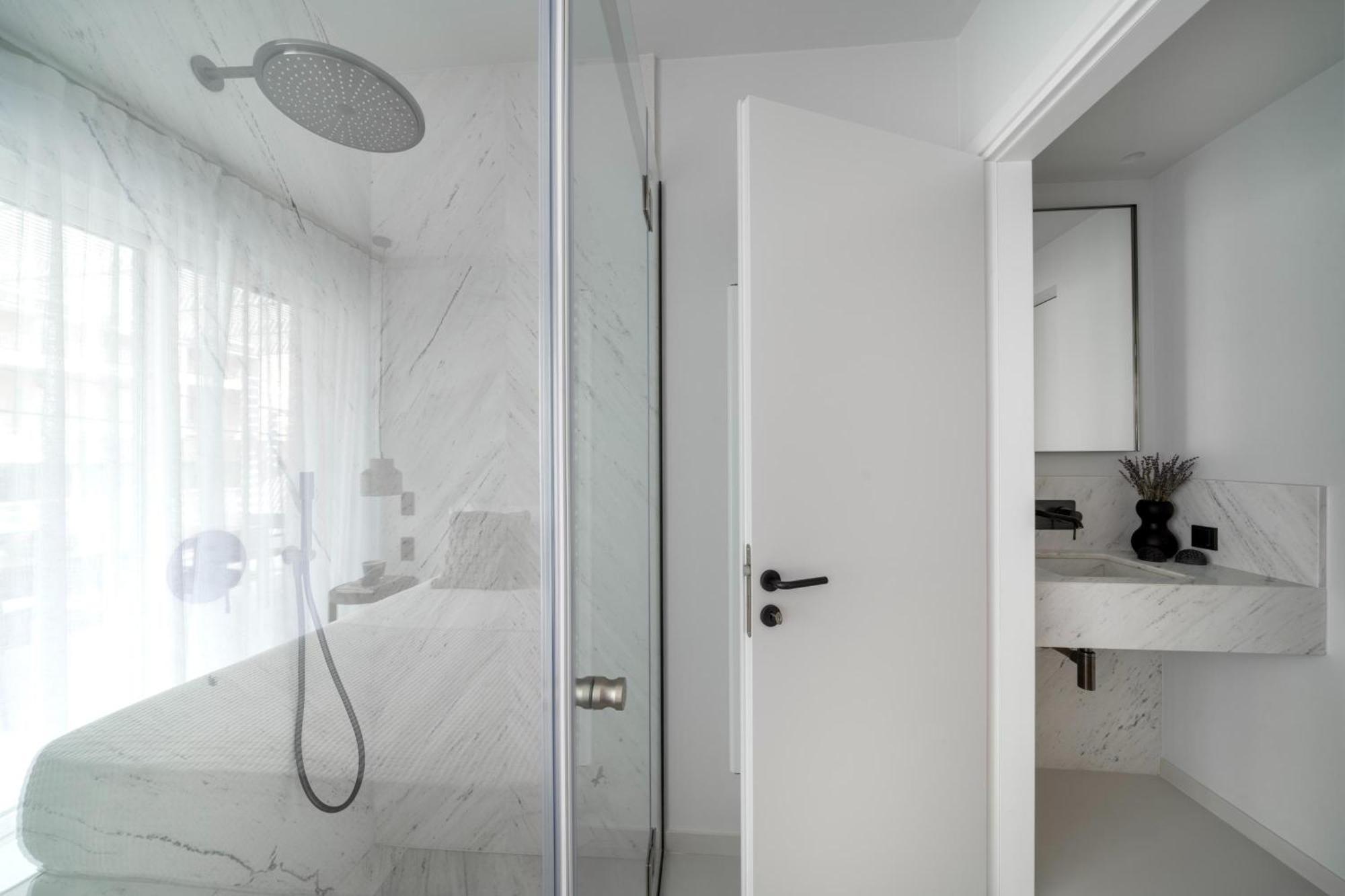 Marina Suite ปอร์โตเฮลี ภายนอก รูปภาพ